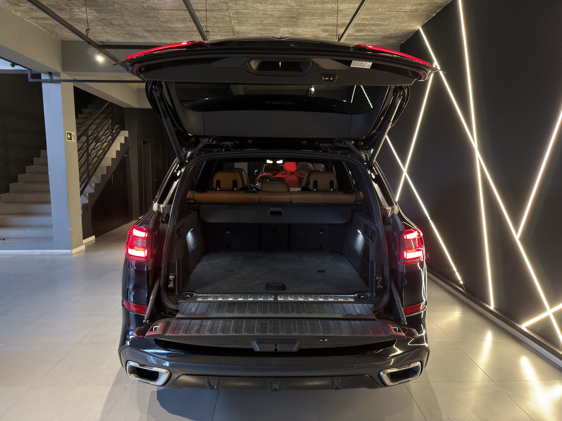 LANCHA BMW X5 45E 2021 — foto 8